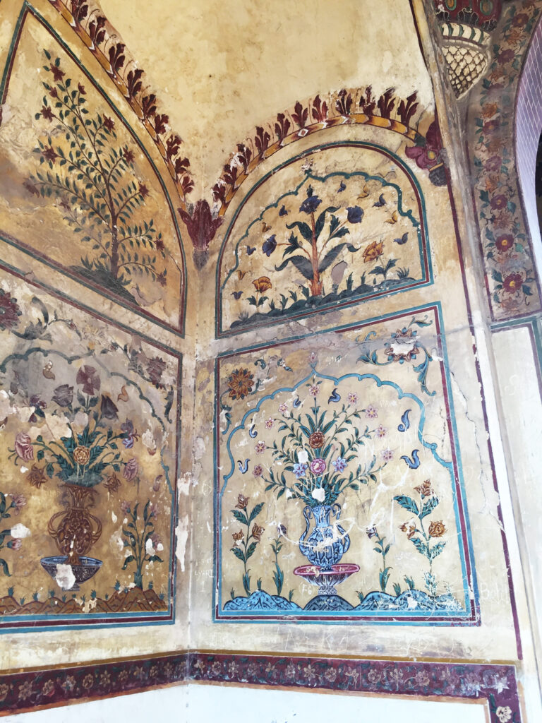 Moghul architectural art, Lahore